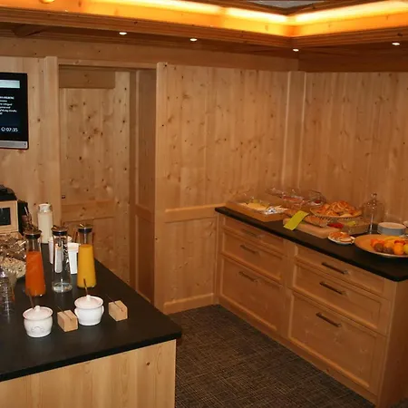 Am Kirchhof 3* Sankt Jakob am Arlberg