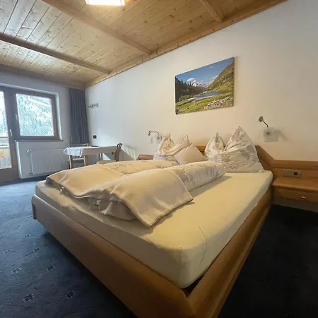 Am Kirchhof